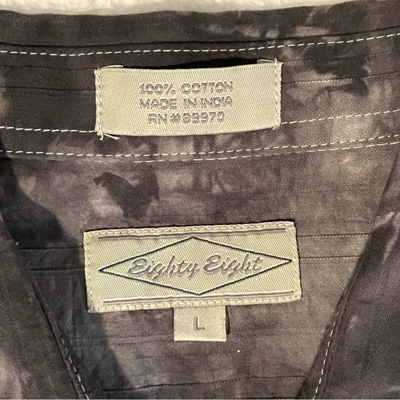 Eighty Eight Men's Button Down Button Up Shirt - Picture 4 of 7